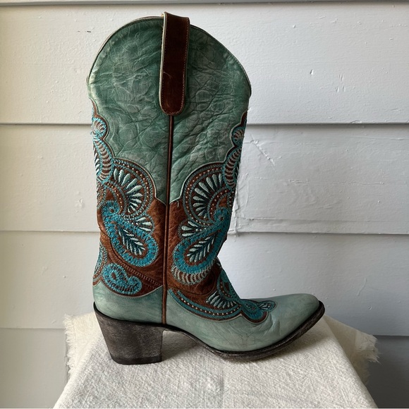 Old Gringo Bell Boots Turquoise Stitching and Stud Detail Cowboy Cowgirl Boots - Picture 4 of 12